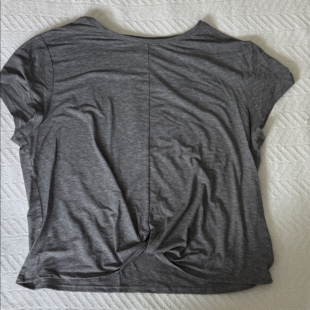 Women’s Twist-Front or Back Short Sleeve Tee - Heather Charcoal